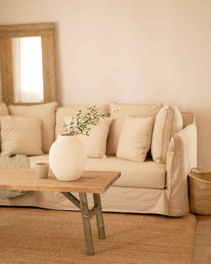 Table basse en bois massif avec finition naturelle et verte 