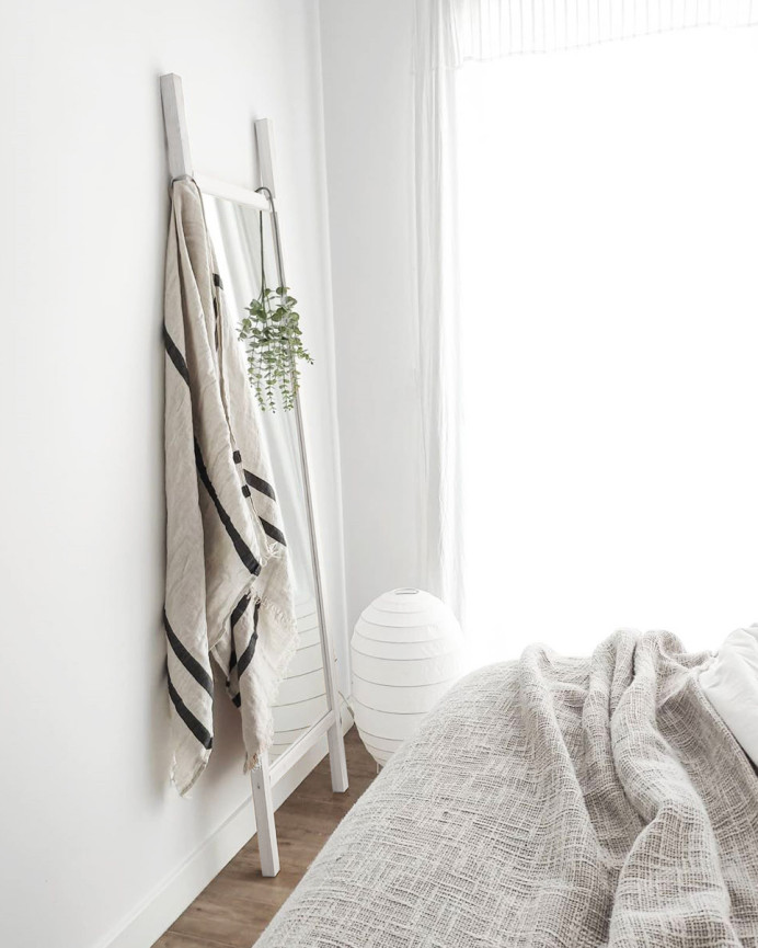 Miroir effet bois massif blanc 45x180cm