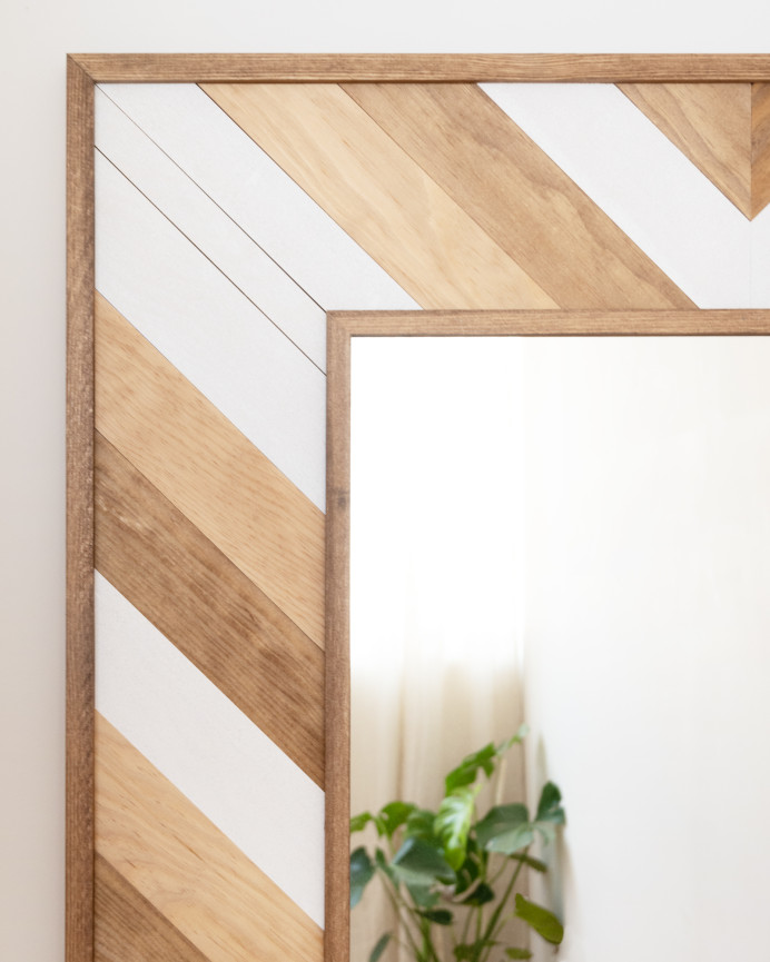 Miroir effet bois massif en chêne foncé naturel et blanc 163x84cm