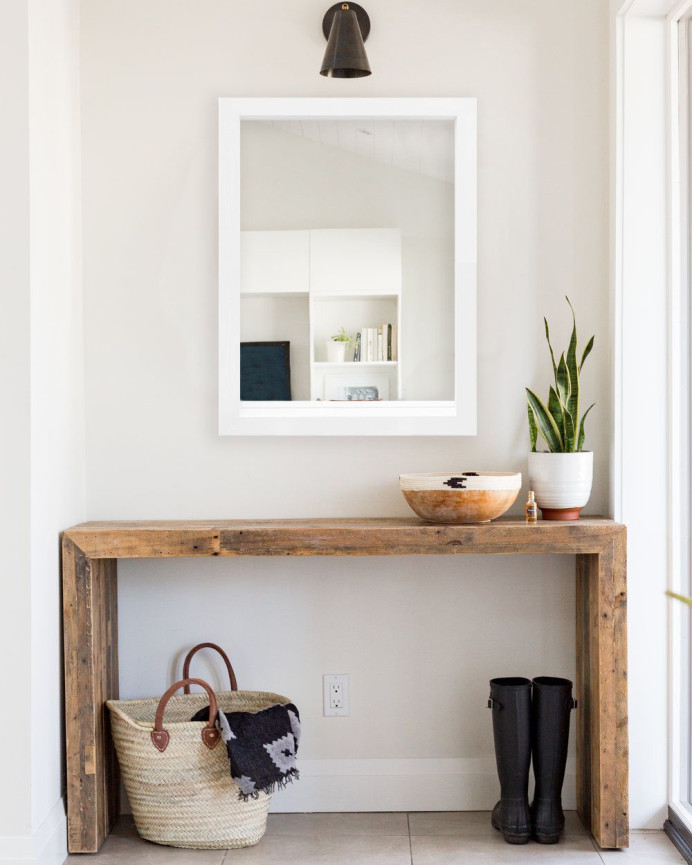Miroir en bois blanc en différentes tailles