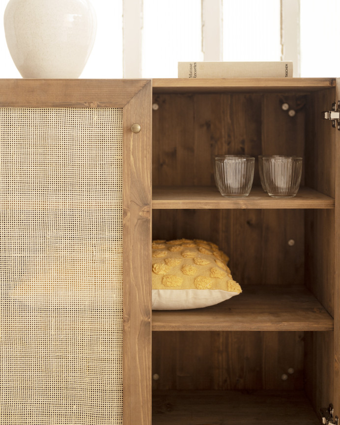Buffet medulla en bois massif et rotin avec 2 portes ton chêne foncé 100x80cm
