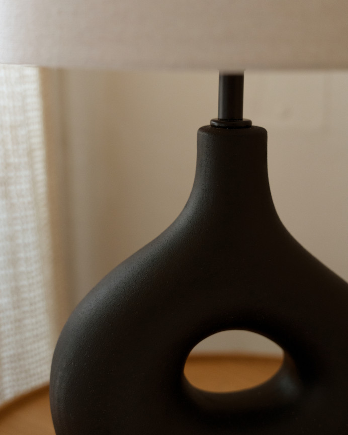 Lampe de table en céramique et abat-jour en tissu de lin de 51x30cm