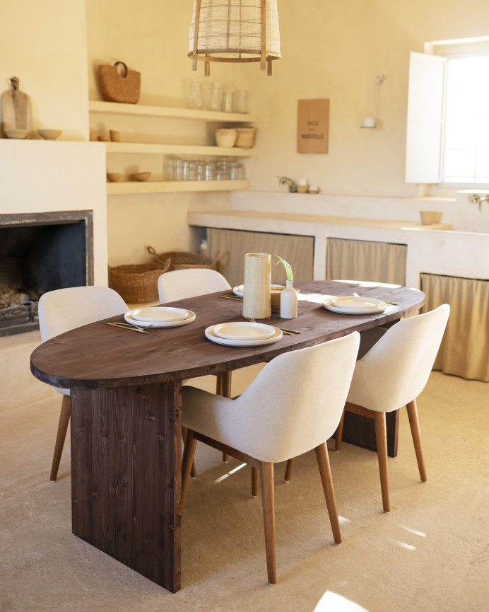 Table de salle à manger en bois massif ton noyer en différentes tailles