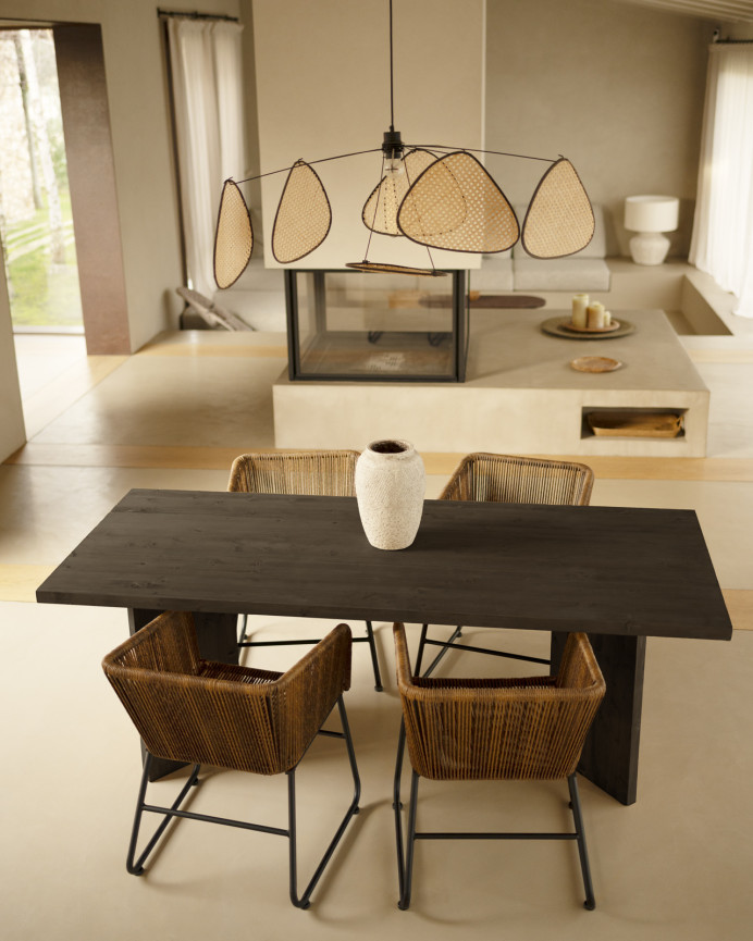 Table de salle à manger en bois massif en ton noir en différentes tailles