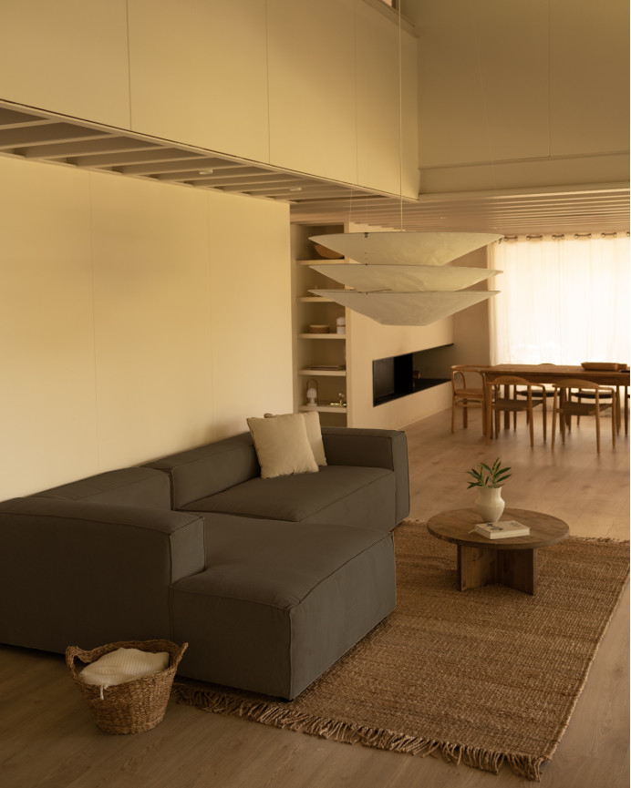 Canapé d'angle en velours côtelé couleur marron taupe en différentes tailles