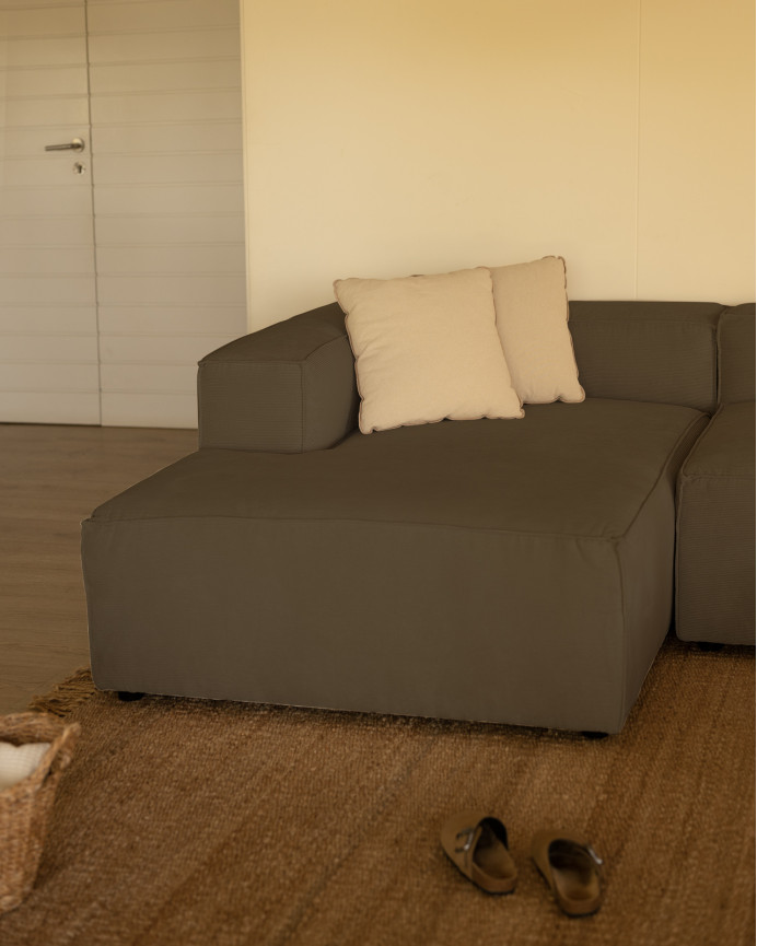 Canapé d'angle en velours côtelé couleur marron taupe en différentes tailles