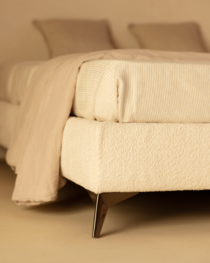 Base tapissée blanc boculé pour les matelas en différentes tailles