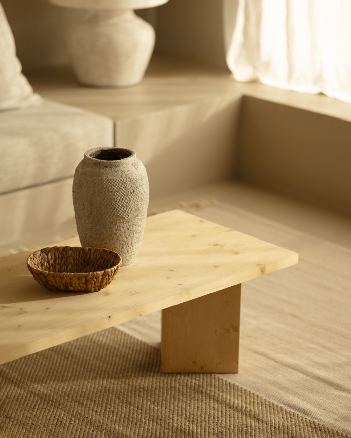 Table basse en bois massif en ton chêne moyen 120x55cm