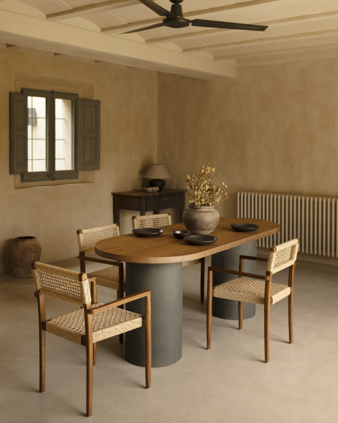 Table de salle à manger ovale en bois massif teinte chêne foncé avec pieds en microciment teinte verte en différentes tailless