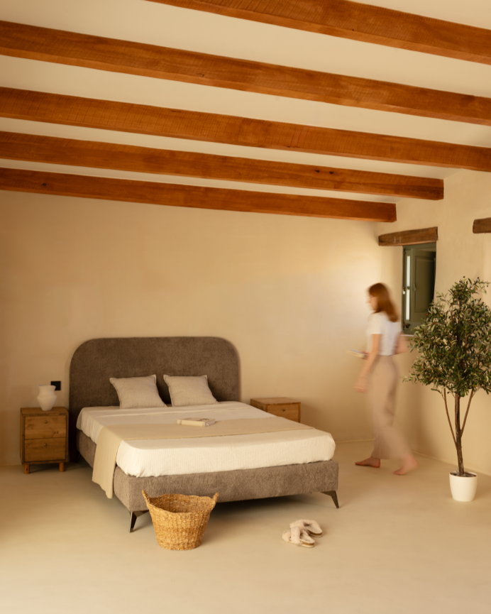 Base tapissée taupe boculé pour les matelas en différentes tailles