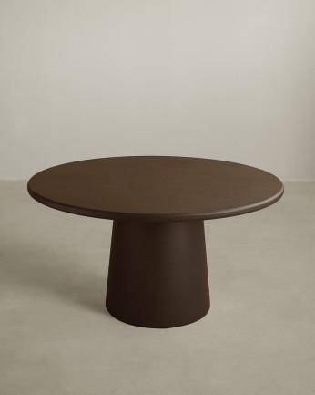 Table de salle à manger ronde en microciment ton marron en différentes tailles