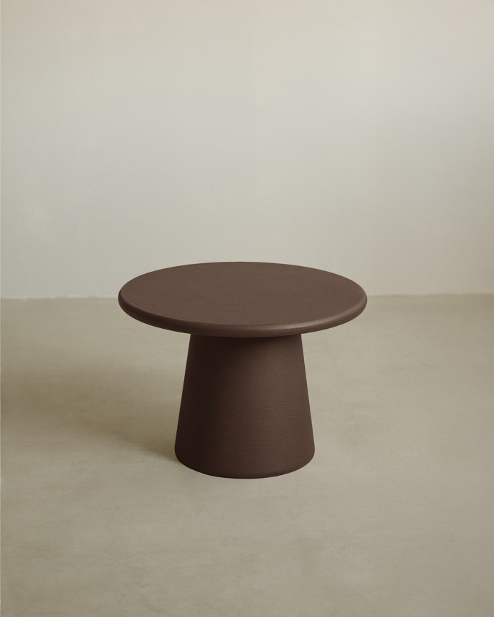 Table basse ronde en microciment marron en différentes tailles