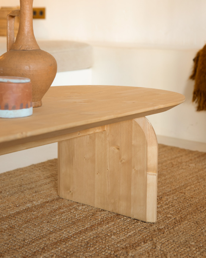 Table basse ovale en bois massif ton chêne moyen en différentes tailles