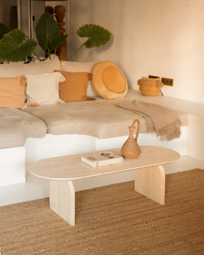 Table basse ovale en bois massif ton naturel en différentes tailles