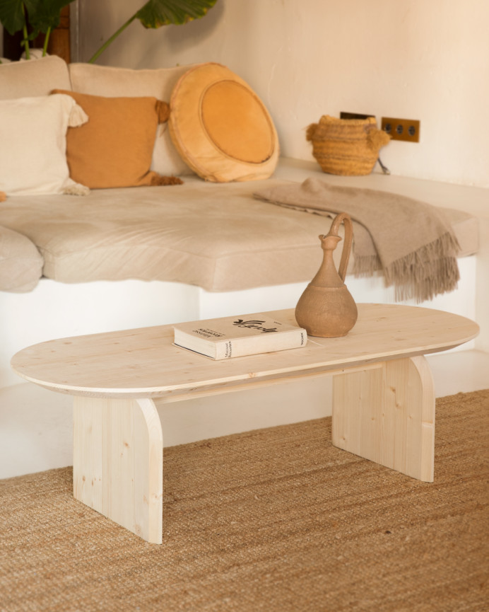 Table basse ovale en bois massif ton naturel en différentes tailles