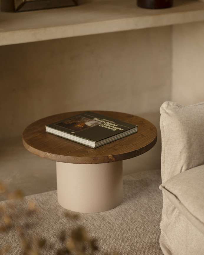 Table basse ronde en bois massif teinte chêne foncé avec pieds en microciment teinte terre disponible en différentes tailles