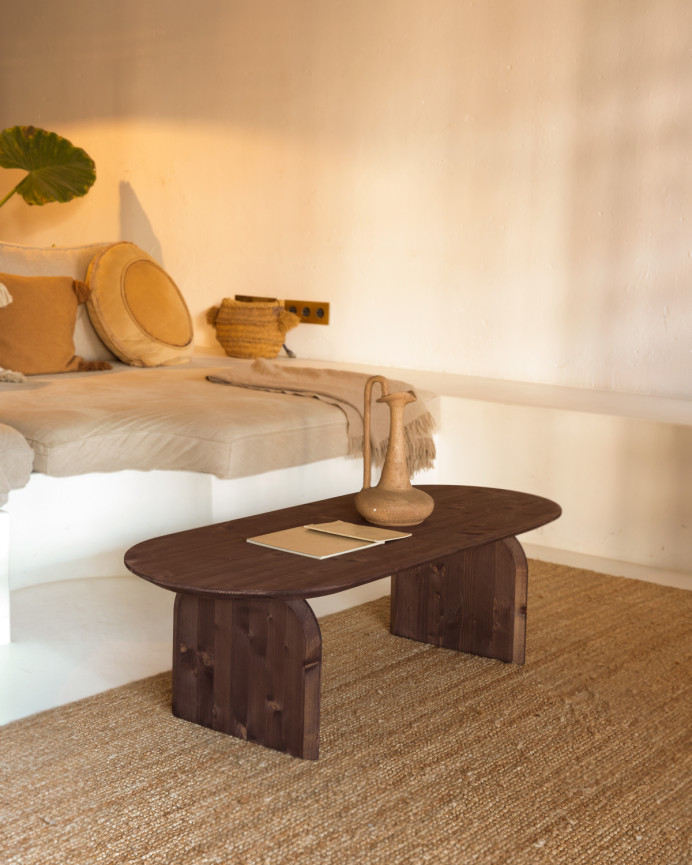 Table basse ovale en bois massif ton noyer en différentes tailles