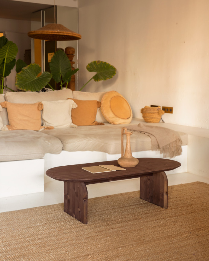 Table basse ovale en bois massif ton noyer en différentes tailles