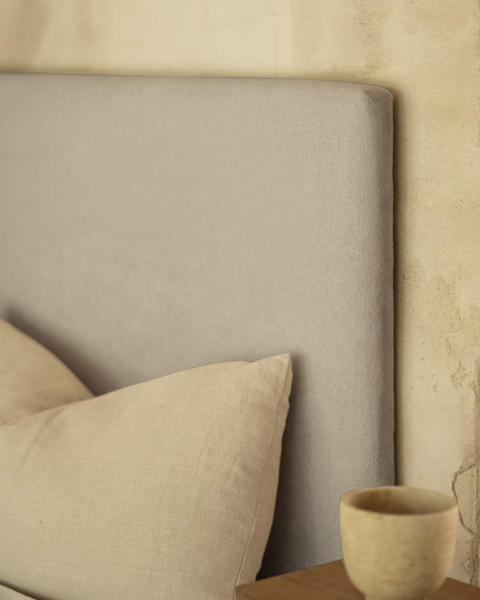 Tête de lit tapissée en gris clair en différentes tailles