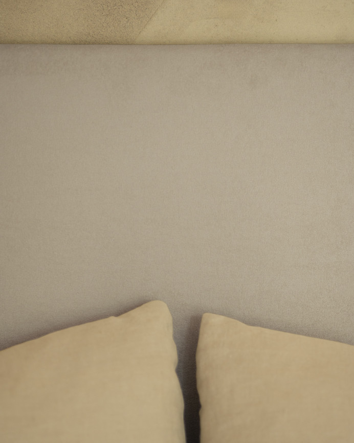 Tête de lit tapissée en gris clair en différentes tailles