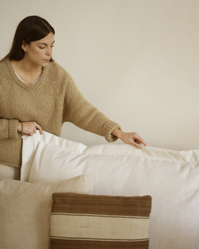 Canapé avec chaise longue droit ton blanc cassé en différentes tailles