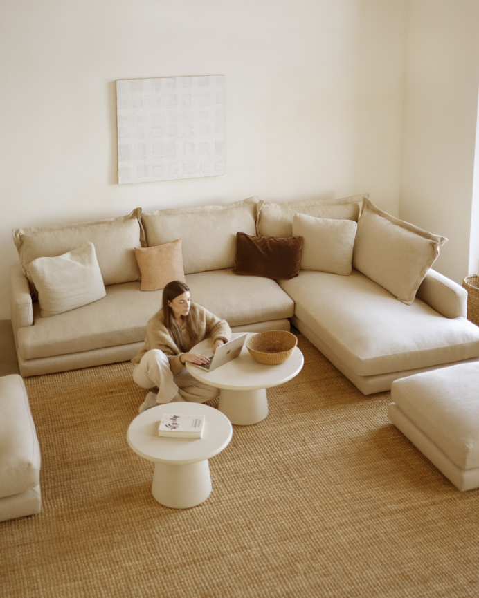 Canapé avec chaise longue droit ton beige en différentes tailles