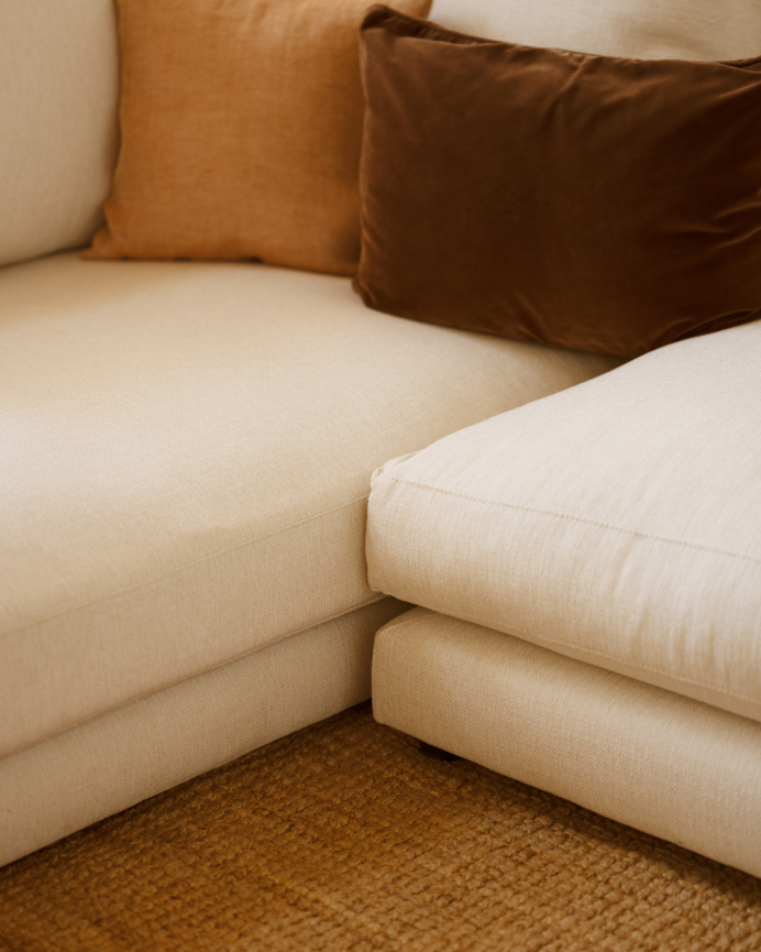 Canapé avec chaise longue gauche ton blanc cassé en différentes tailles