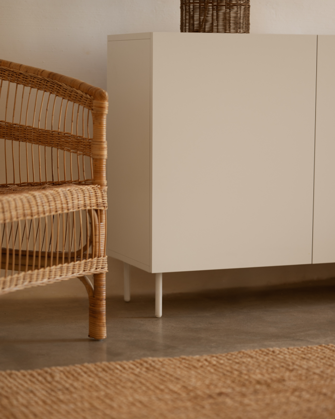 Buffet avec 3 portes laqué en teinte sable de 160x40cm