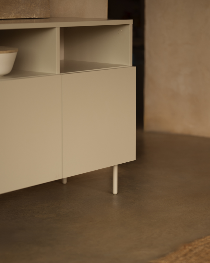 Buffet avec 4 portes laqué en teinte sable de 176x40cm