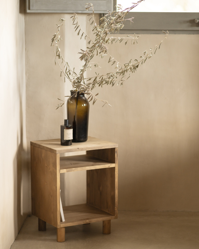 Table de chevet en bois massif ton chêne foncé 51x32cm