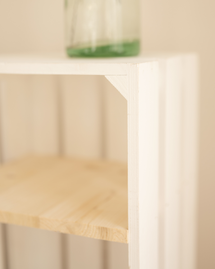 Table de chevet en bois massif blanc 66x26cm
