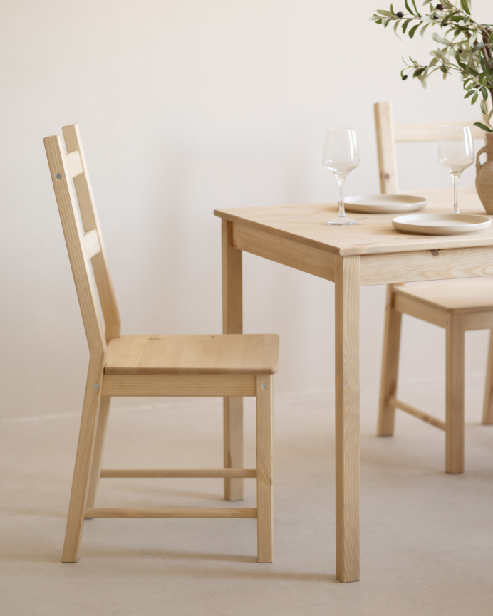 Chaise en bois massif de pin teinte naturelle de 95cm