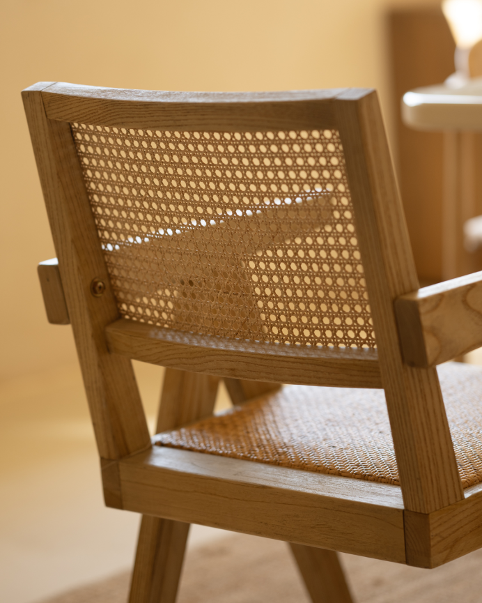 Fauteuil en bois d'orme avec assise et dossier en cannage naturel 86x57cm